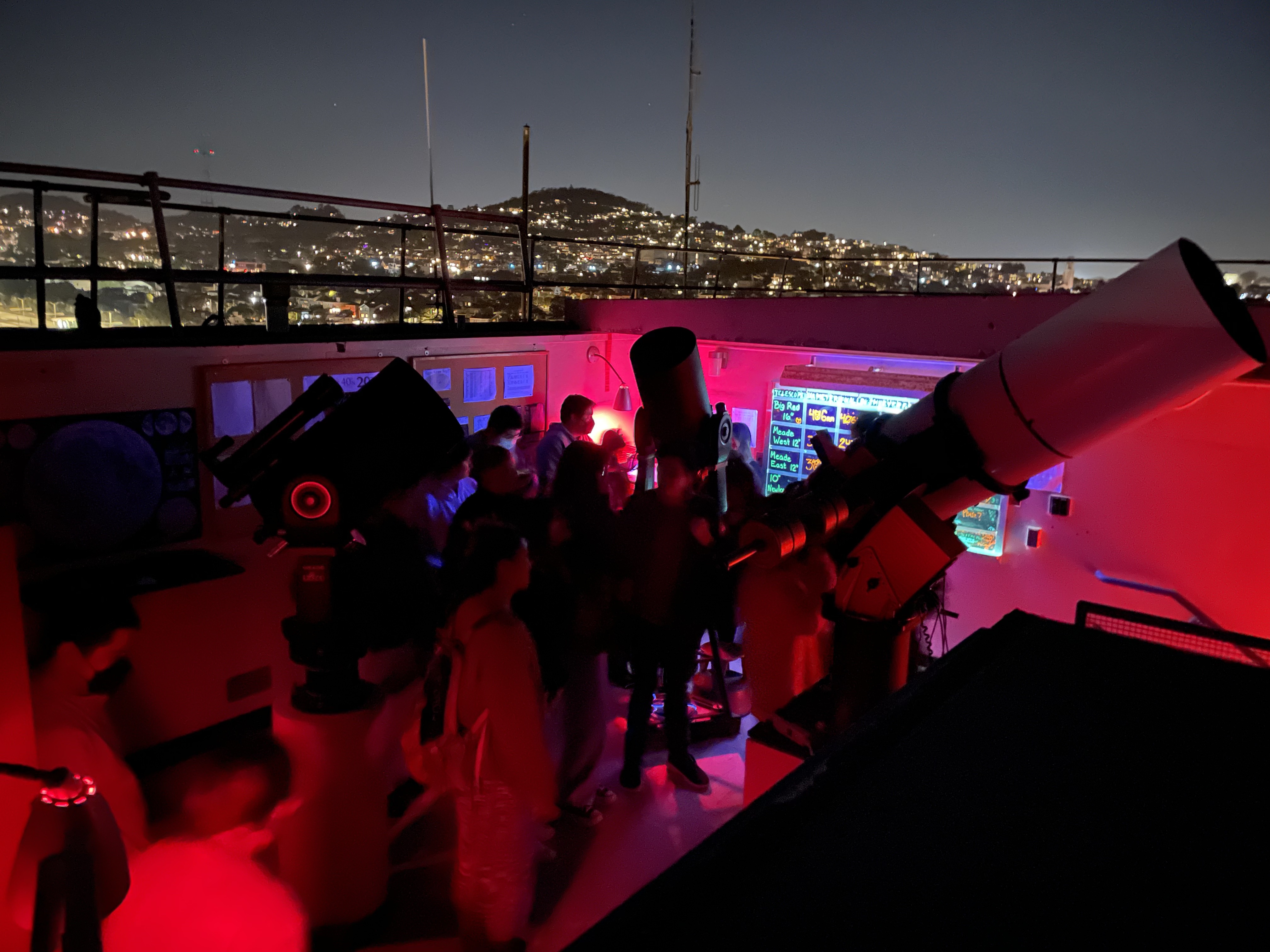 Rooftop Viewing 2022-10-27