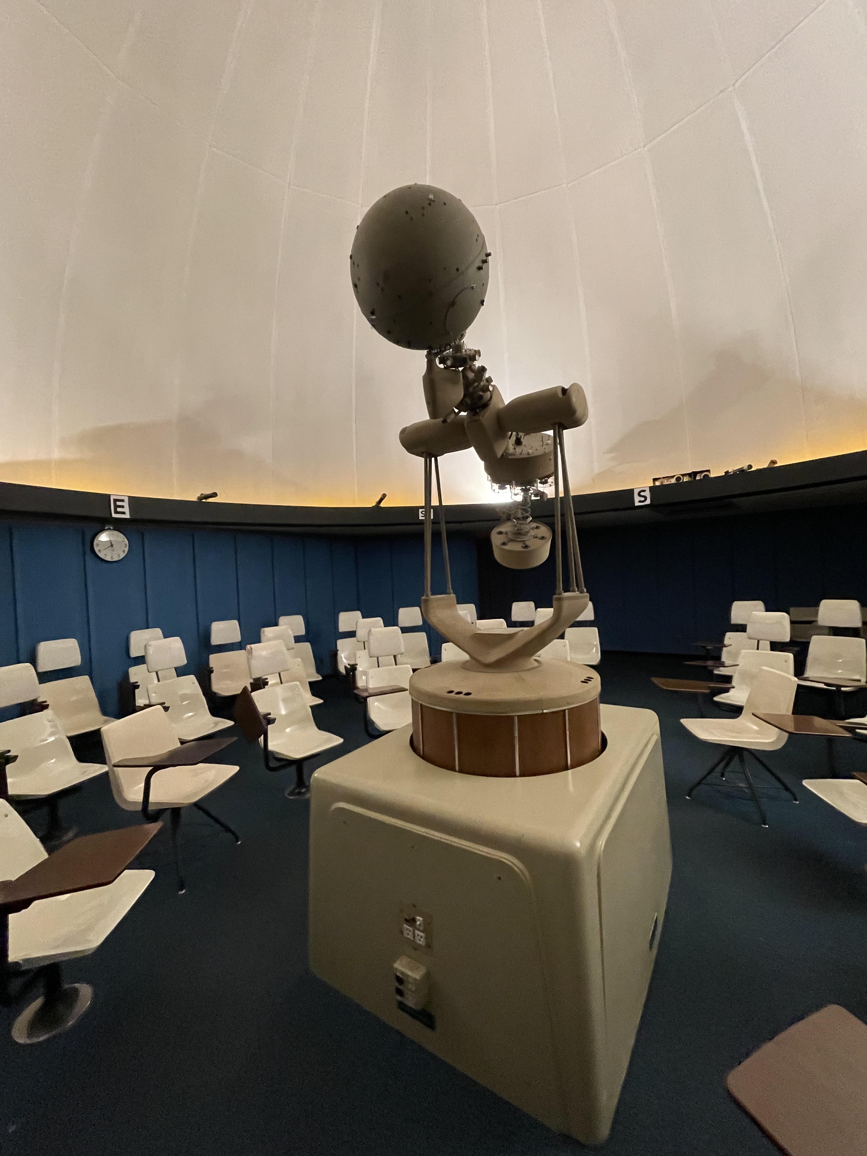 Planetarium with Light